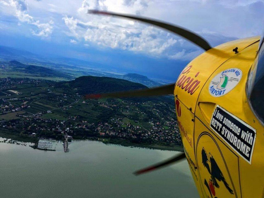Sightseeing Flight 1