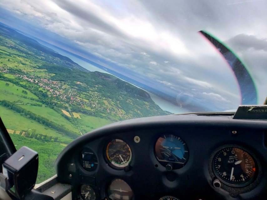 Sightseeing Flight 9